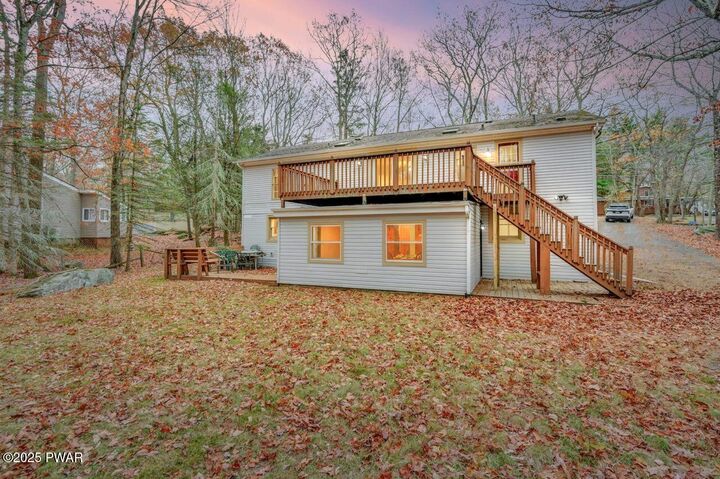 Property Photo:  146 Long Ridge Drive  PA 18428 