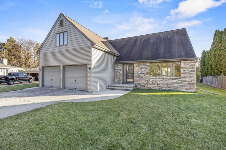 Property Photo: 120 Gregor Court WI 54915
