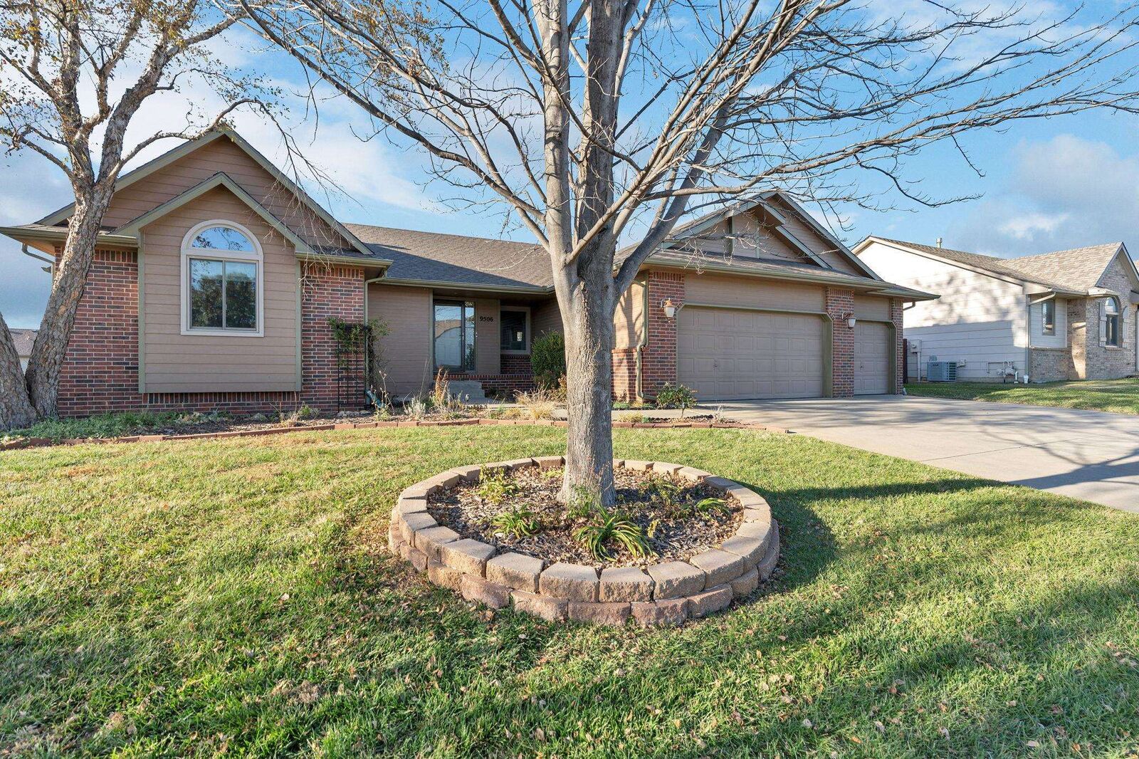 Photo de la propriété: 9506 E Elmwood St KS 67207