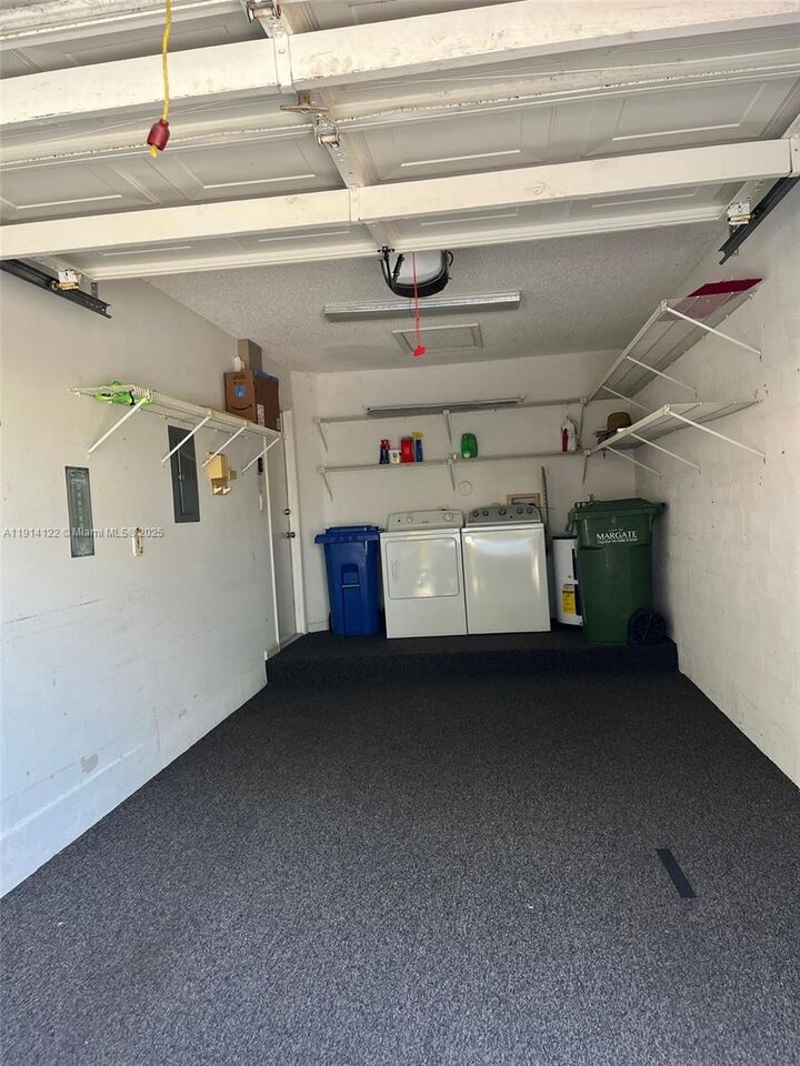 Property Photo: 7652 S Pinewalk Dr S 139 FL 33063