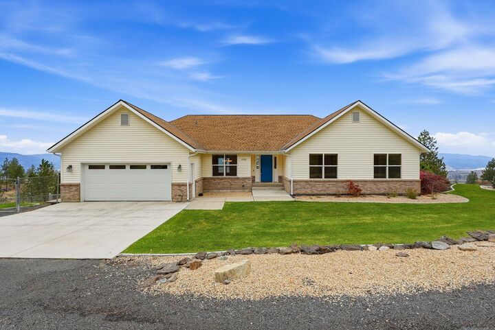 Property Photo: 41923 N Granite Dr WA 99122