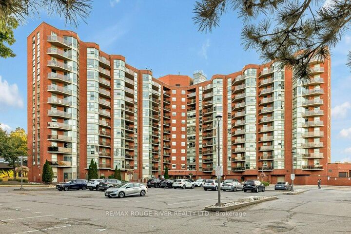 Photo de la propriété: 20 Dean Park Road 716 ON M1B 3G9