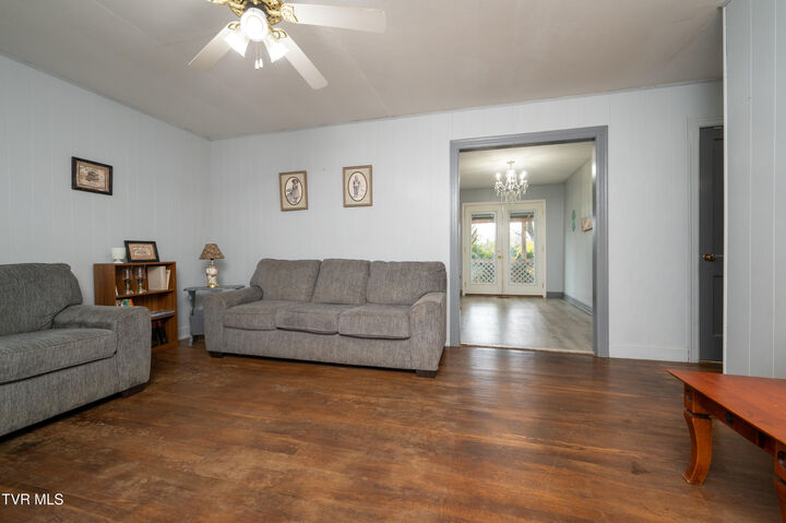 Property Photo: 313 Amber Street TN 37660
