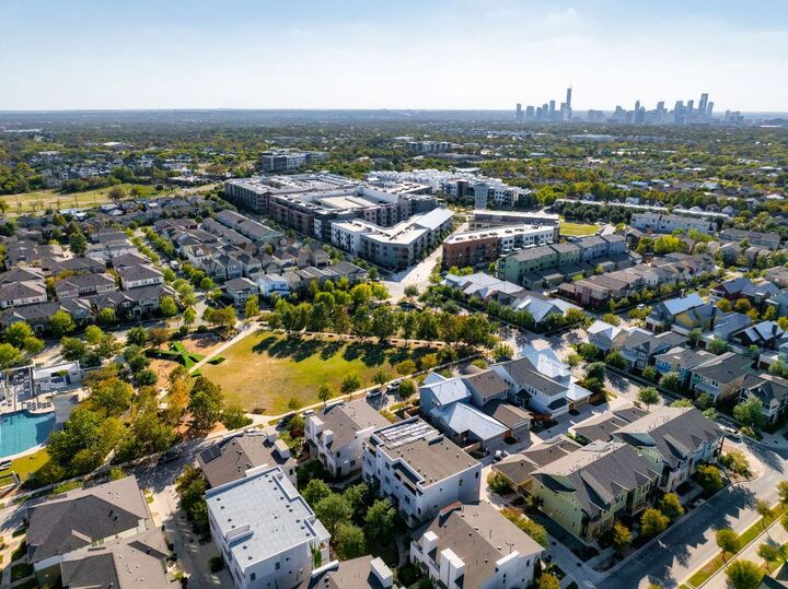 Property Photo: 2608 Moreno Street TX 78723