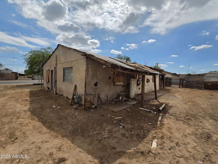 Property Photo:  5735 E Calle Mexico --  AZ 85283 
