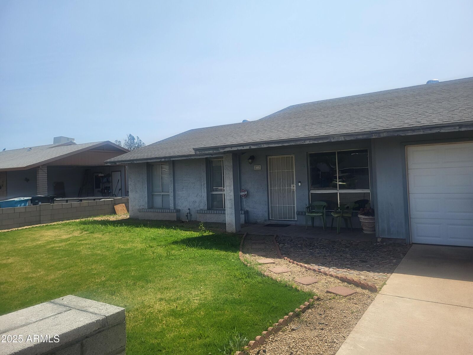 Property Photo: 8719 W Avalon Drive AZ 85037