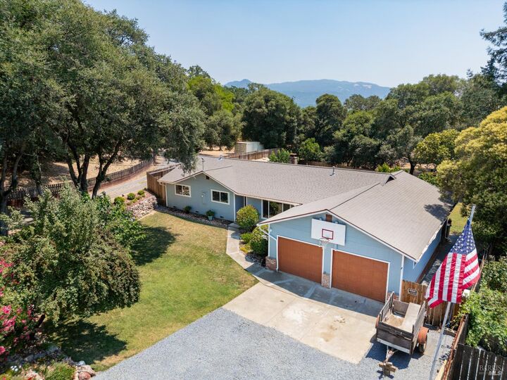 Property Photo:  1725 E Madrone Drive  CA 95482 
