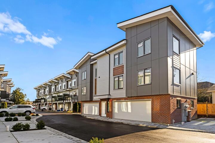 22348 48 Avenue 2 — photo 1