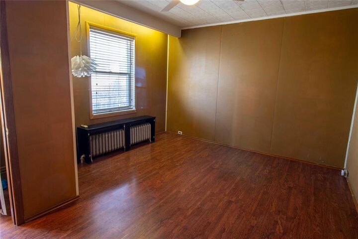 Property Photo: 832 Minto Street MB R3G 2R5