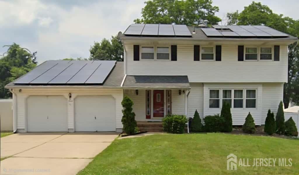 Property Photo: 7 Stradford Road NJ 08859