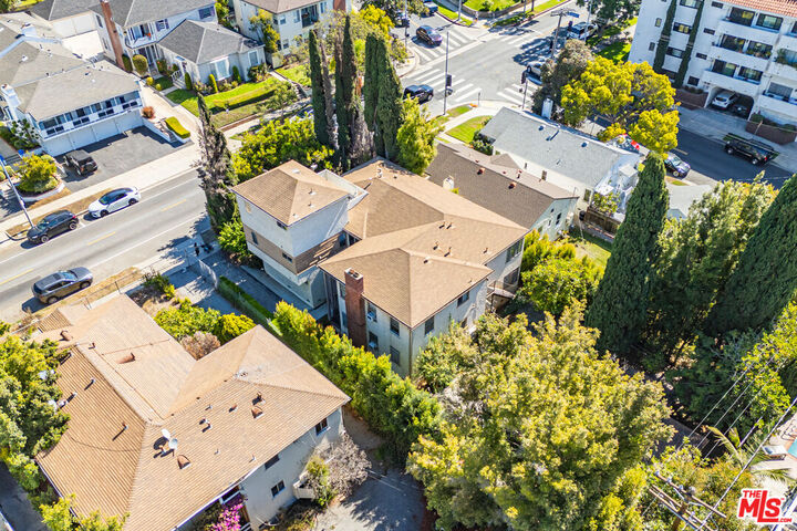 Property Photo: 1541 Veteran Ave CA 90024