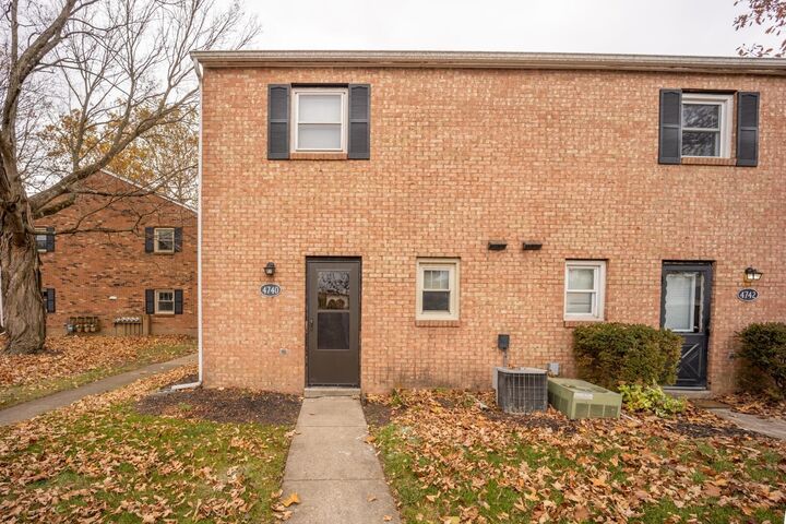 Property Photo:  4740 Merrifield Place  OH 43220 