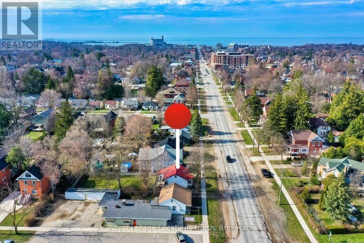 Property Photo: 452 Hurontario Street ON L9Y 2M9