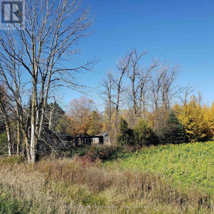 Photo de la propriété:  3048 Bruce Rd 86  ON N2Z 2X3 