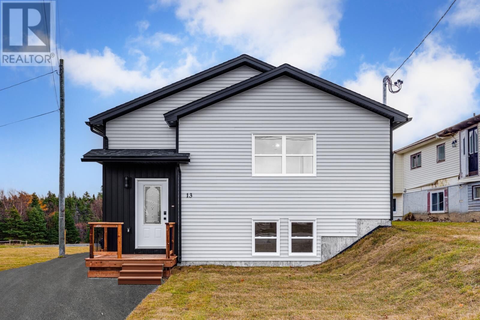 Property Photo:  13 Mountainview Drive  NL A1S 1P4 