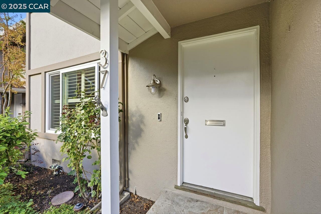 Property Photo:  37 Miramonte Dr  CA 94556 
