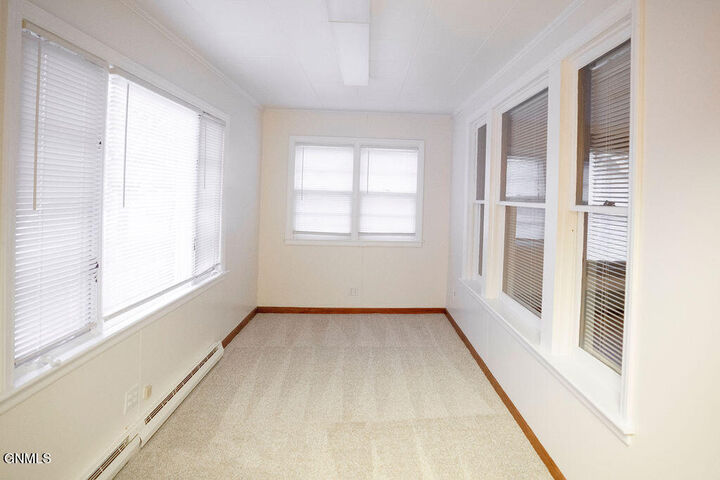 Property Photo: 505 3rd Avenue NE ND 58401