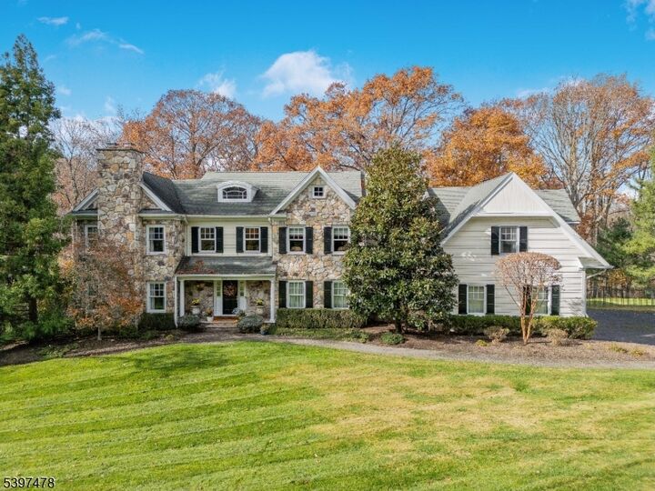 278 Crest Pl  Franklin Lakes Boro NJ 07417 photo