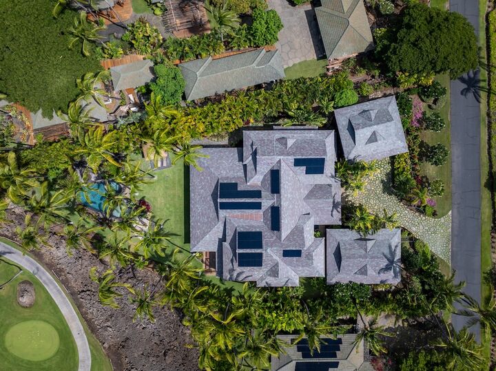 Property Photo:  68-1028 Honokaope Pl  HI 96743 