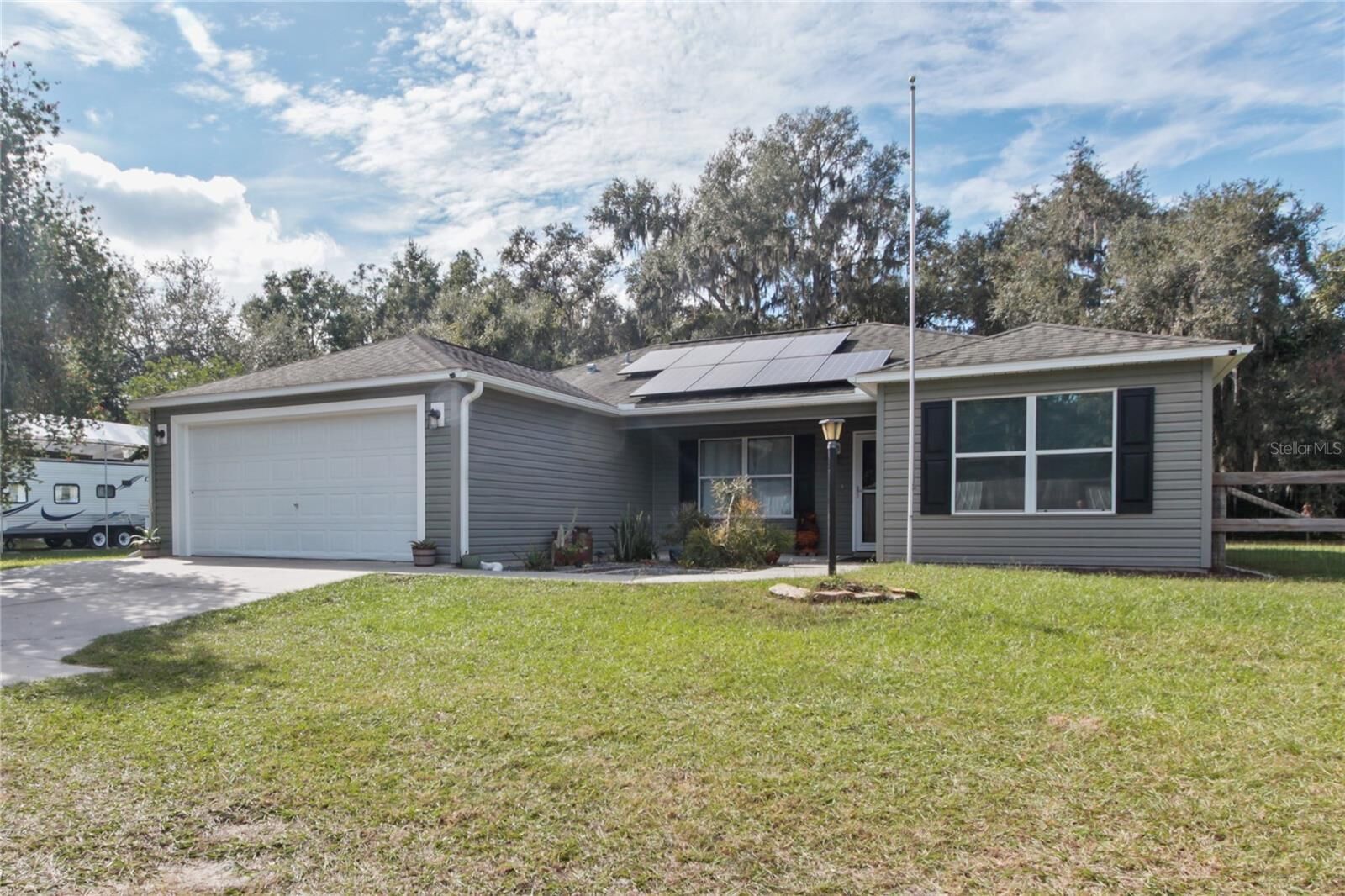 Property Photo: 6312 Central Avenue FL 33521