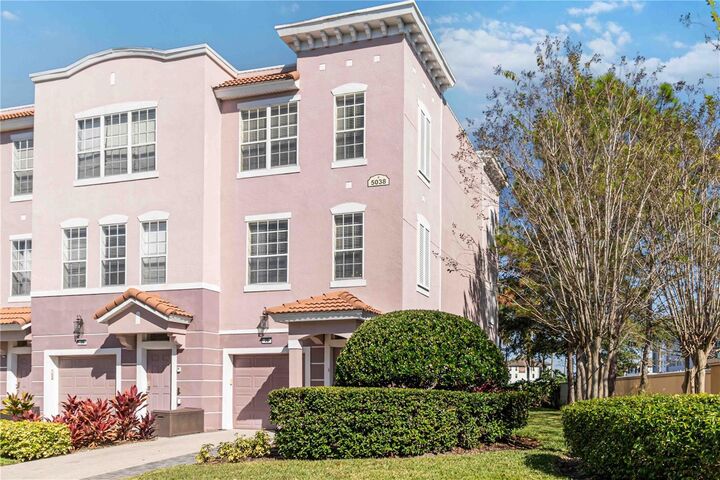 Property Photo: 5038 Tideview Circle 26 FL 32819