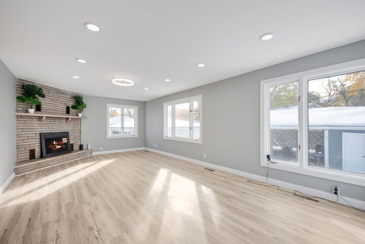 Property Photo: 18504 Wentworth Avenue IL 60438