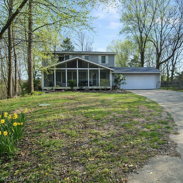 Property Photo:  13356 Mogadore Avenue NW  OH 44685 