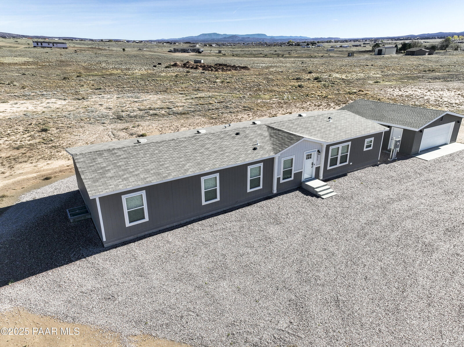 Property Photo: 26927 N Chicory Way AZ 86334