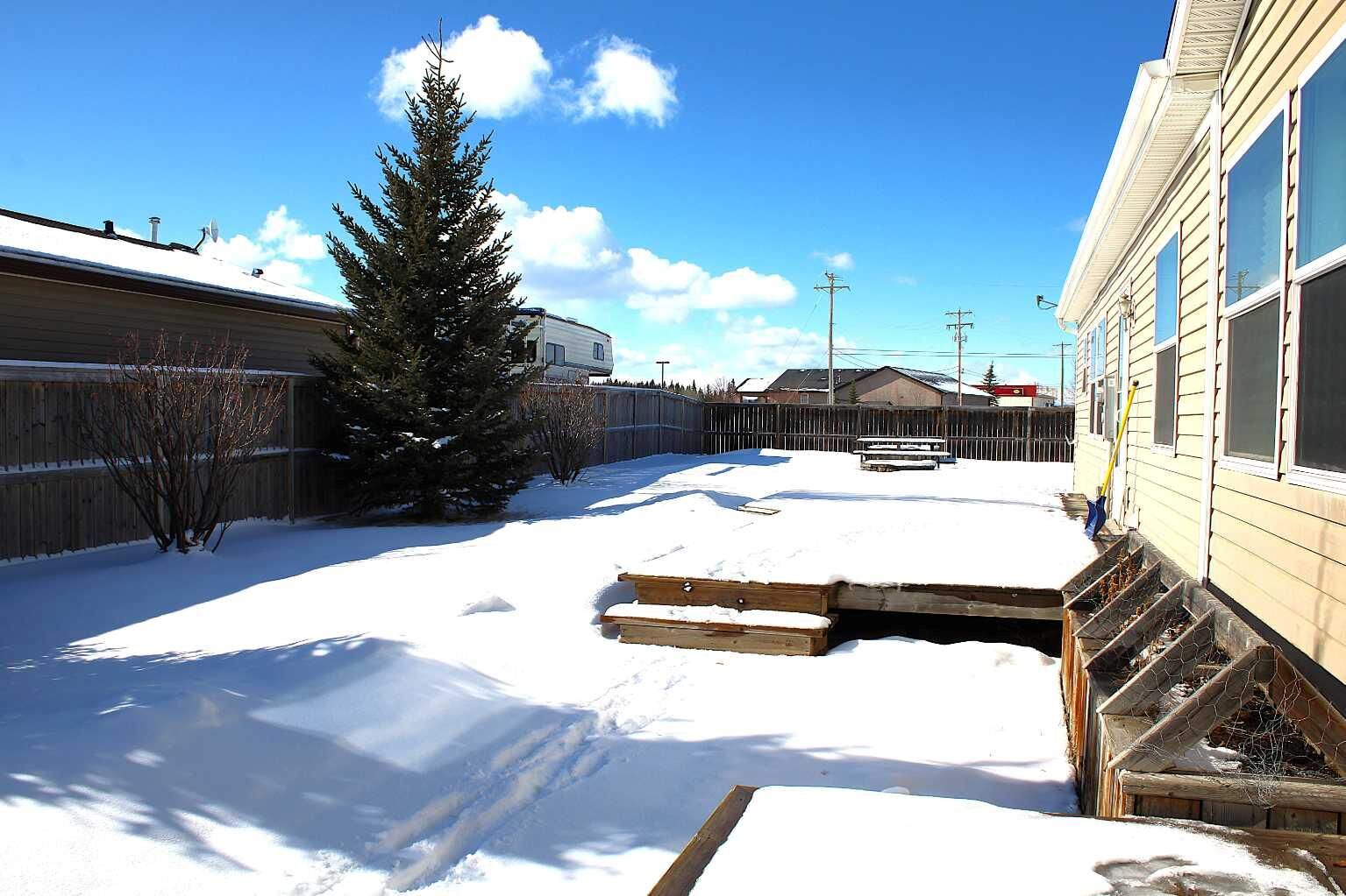 Property Photo:  20 Noblefern Way  AB T0M 1X0 