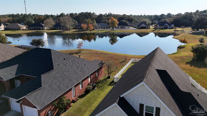 Property Photo:  5642 Dunbar Cir  FL 32583 