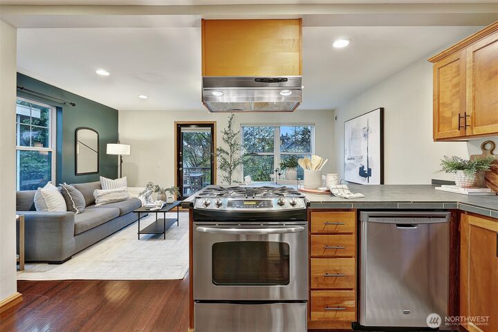 Property Photo: 9005 Fremont Avenue N A WA 98103