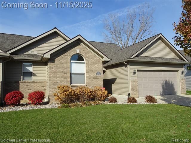 5399 Swan Drive  Burton MI 48509 photo