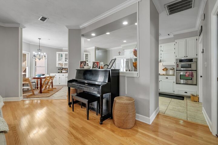 Property Photo:  401 El Destinado Drive  FL 32312 