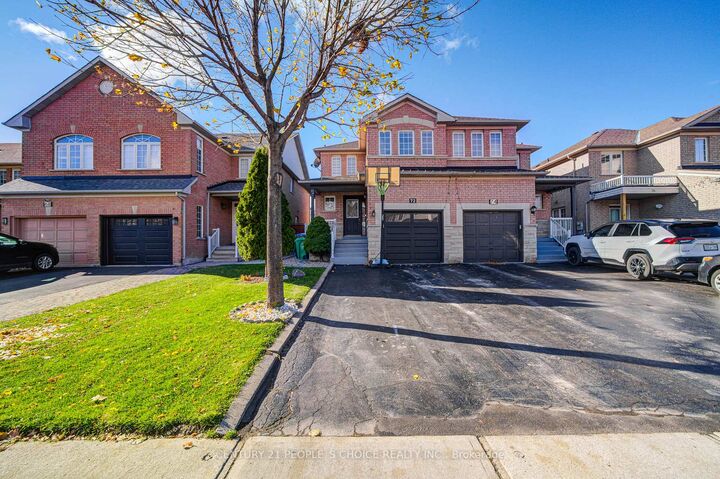 72 Zia Dodda Crescent  Brampton ON L6P 1J4 photo