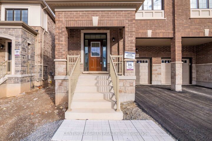 Property Photo: 1473 Savoline Boulevard ON L9E 2G5