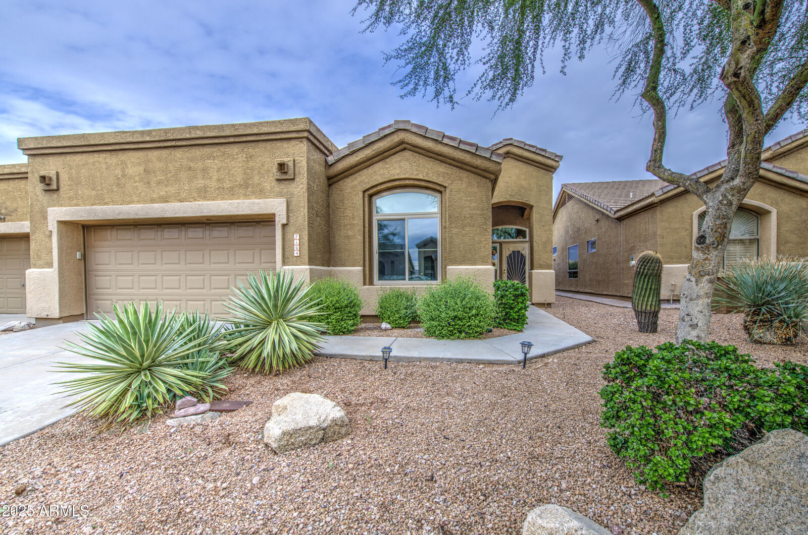 Property Photo:  7164 E Canyon Wren Drive  AZ 85118 