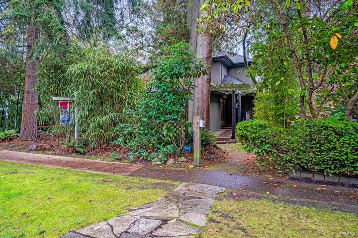 Property Photo: 3758 W 35th Avenue BC V6N 2N7