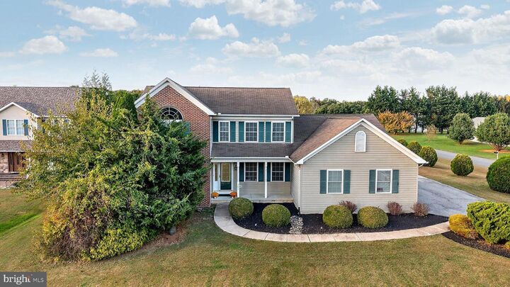 Property Photo:  501 Howell School Road  DE 19701 