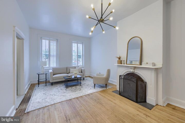 Property Photo: 212 W Chestnut Street PA 17603