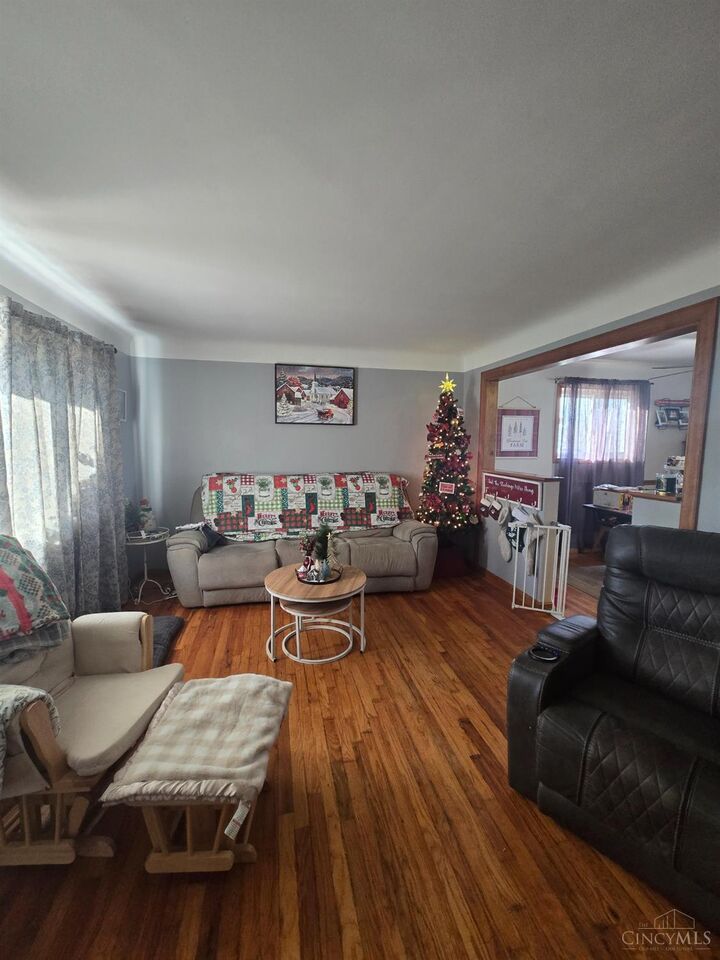 Property Photo: 2238 Pacora Drive OH 45231