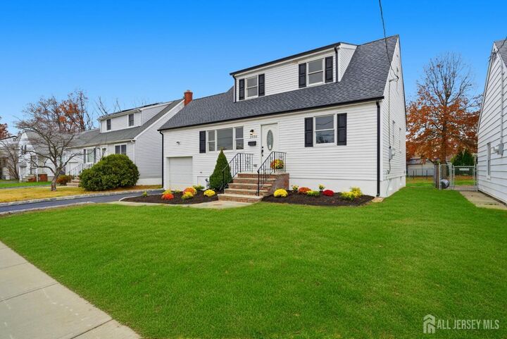 Property Photo:  2535 Standish Avenue  NJ 07083 