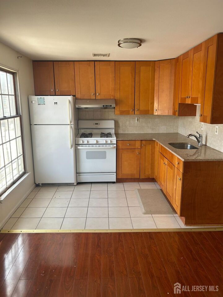 Property Photo: 435 Main Street 2D NJ 08840