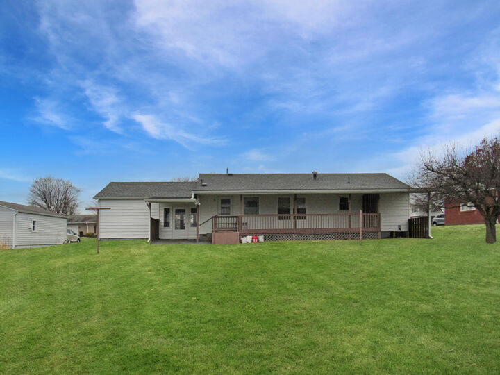 Property Photo: 706 Orient Ave PA 15801