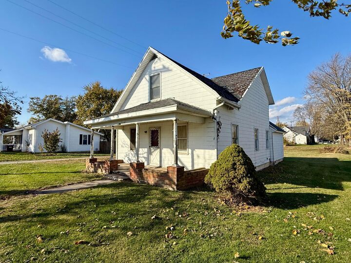 Property Photo: 7110 E Main Street OH 43153