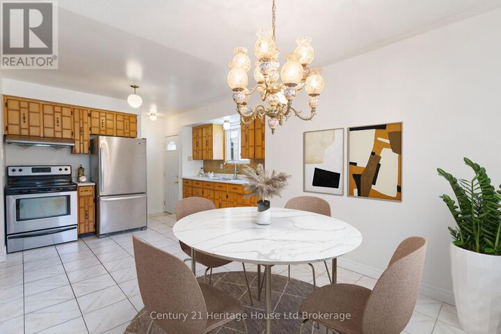 Property Photo: 154 Rosamond Crescent ON N6E 2M9