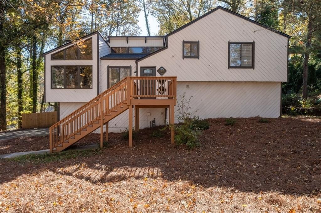 Property Photo: 1718 Christie Drive NE GA 30066