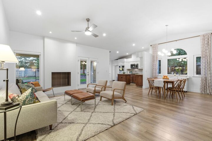 Property Photo:  3386 W Stuart Avenue  CA 93711 