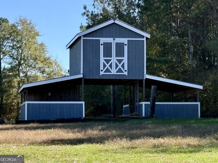 Property Photo:  525 Grogan Road  GA 30113 