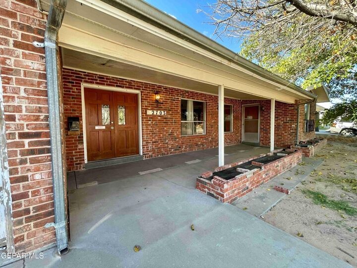 Property Photo: 2705 Fierro Drive TX 79935