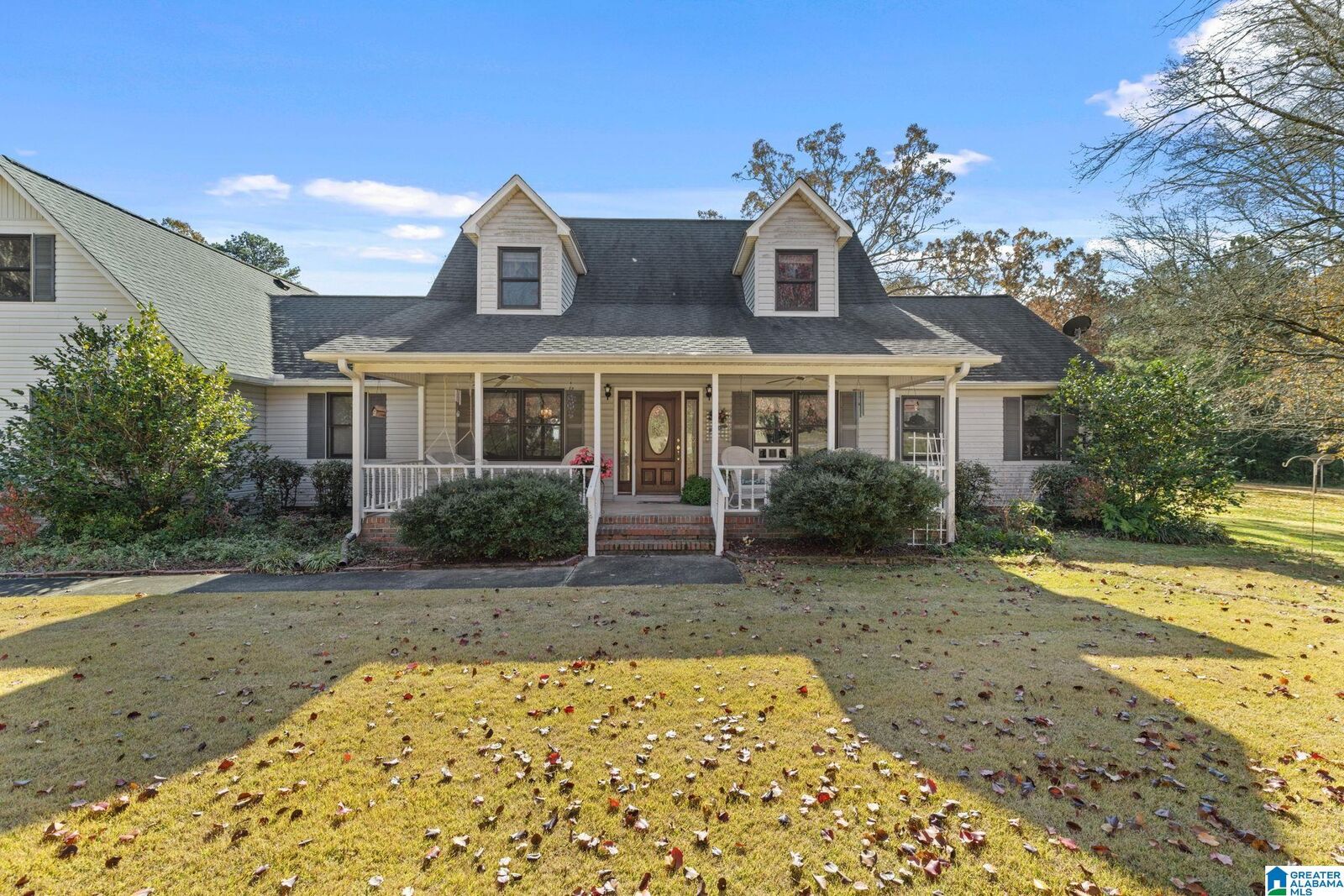 Property Photo:  870 County Road 459  AL 35055 